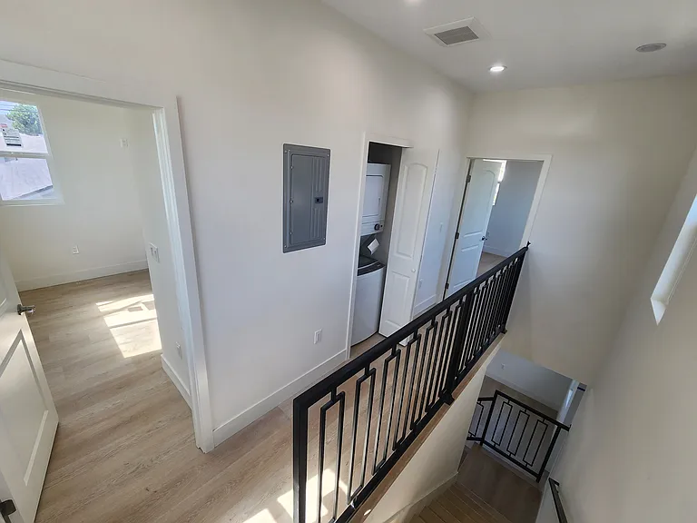 25344 Walnut St — Photo 11