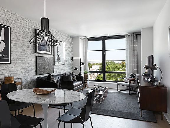 3rd image of 365 Bond St APT B209