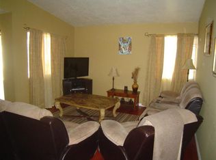 170 Saffin Dr SE, Rio Rancho, NM 87124