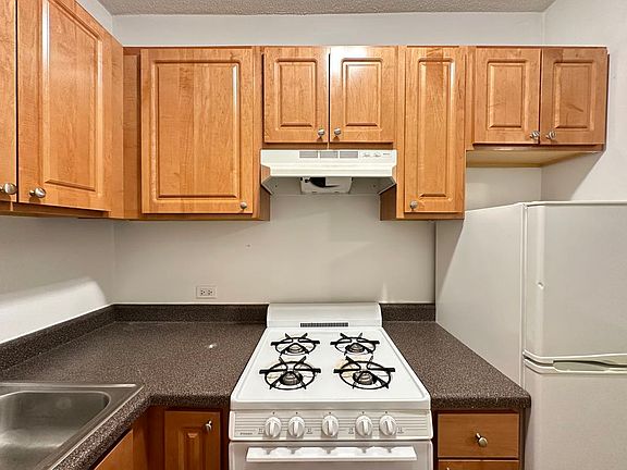 5th image of 1742 N Humboldt Blvd #504
