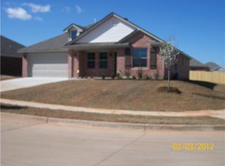 205 Shady Ct, Mustang, OK 73064
