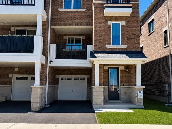 1705 Dance Ct, Milton, ON L9E 2A3