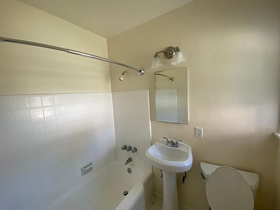 2nd image of 10779 Northgate St
