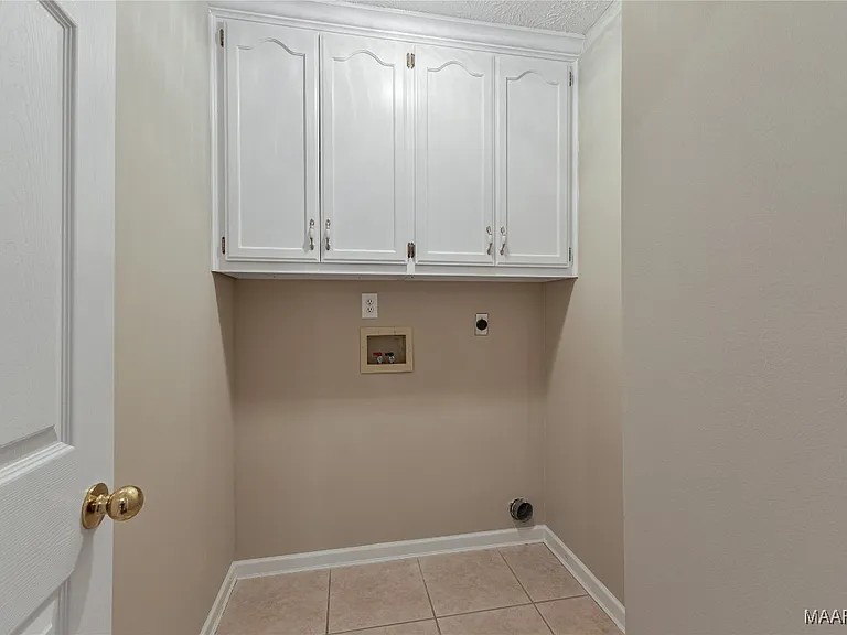 1703 Pebble Creek Dr — Photo 8