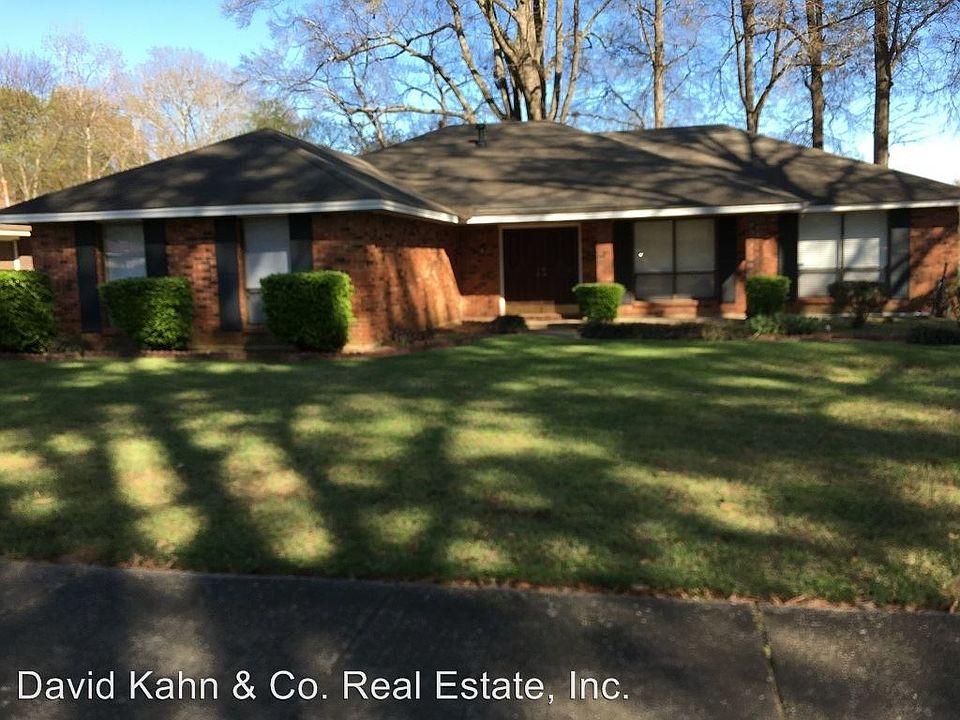 1st image of 728 Ledyard Pl