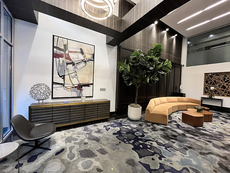 950 W Peachtree St #813 — Photo 17