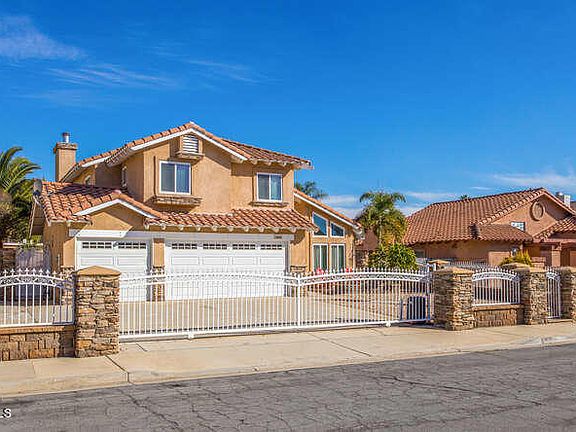 2nd image of 13688 Chara Ave