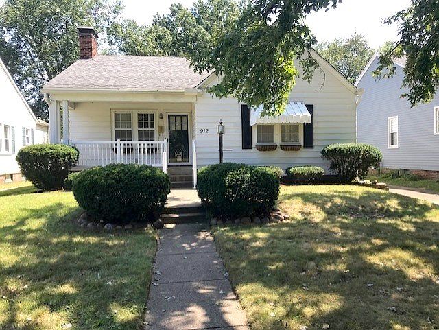 1st image of 912 Monterey Ave