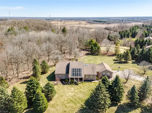 2 Stoney Brae Dr, Brant, ON N0E 1N0