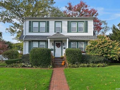 14 Raymond Ct, Garden City, NY, 11530