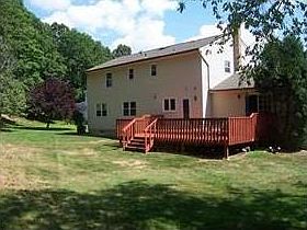 2nd image of 14 Huron Ct