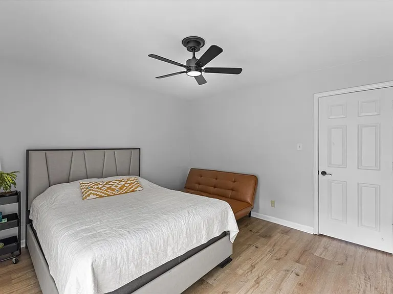 2672 Hitchcock Dr — Photo 20