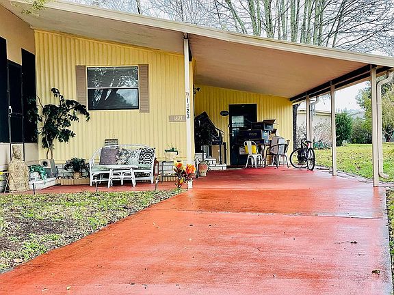 3rd image of 1823 Warwick Hills Dr #986