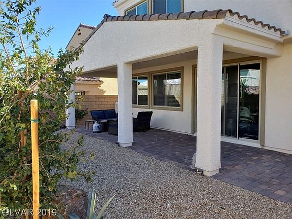 2nd image of 9682 Shadow Cliff Ave