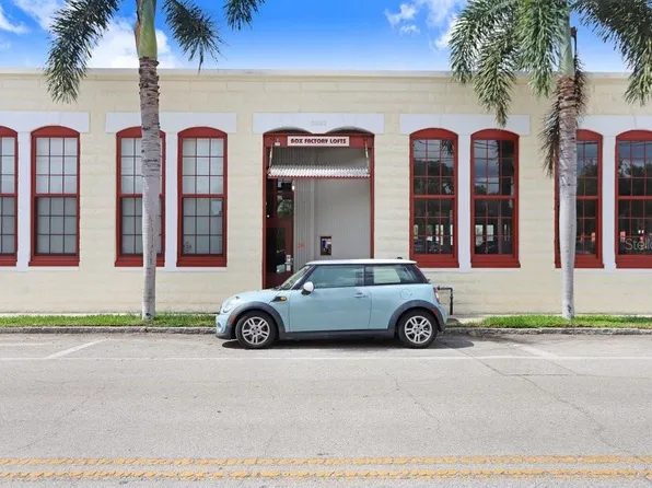 2001 E 2nd Ave #37, Tampa, FL 33605