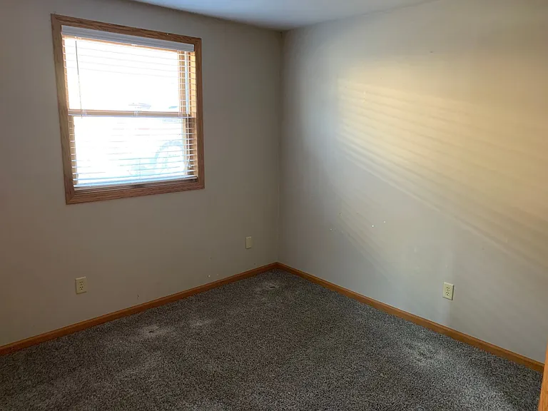 1004 Main St — Photo 15