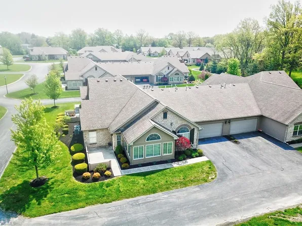 3821 Windsor Bridge Cir, Huron, OH 44839