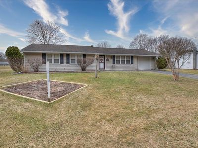 56 Burnside Dr, Swansea, MA, 02777