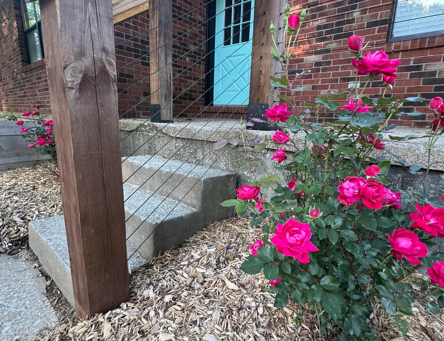 3 bed, 2.0 bath, 1365 sqft, $1,975 — Photo 3