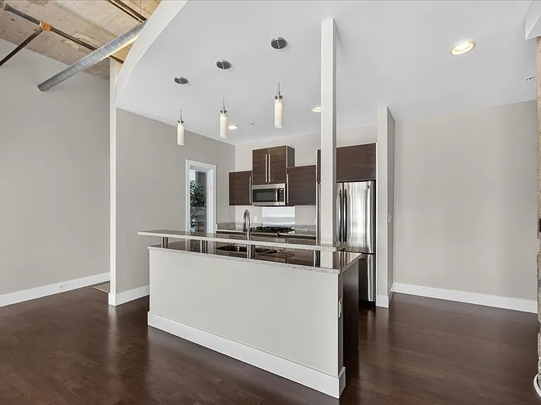 4100 Forest Park Ave #213 — Photo 10