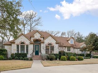 2402 Walsh Dr, Round Rock, TX 78681