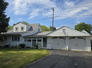 5243 Pageland Dr, Toledo, OH 43611
