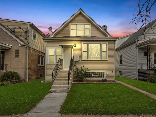 5946 W Eastwood Ave, Chicago, IL 60630