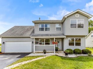 894 Laurel Dr, Elwood, IL 60421
