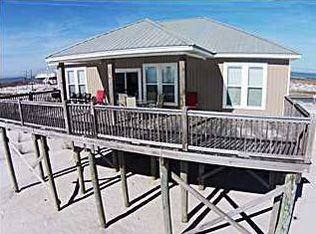 105 Velasco Ct, Dauphin Island, AL 36528