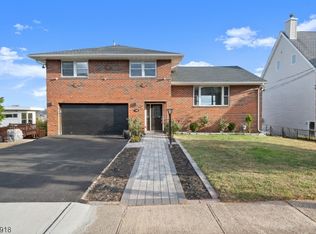 140 Hopper St, Hackensack, NJ 07601