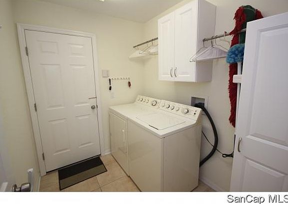3rd image of 2502 SW 38th St