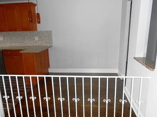 Sold by City Apt Group LLC | media 5