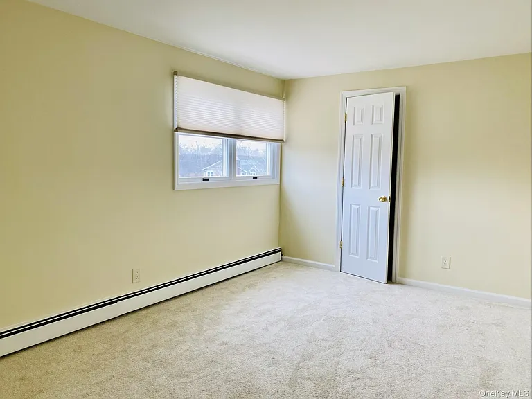 23 Grossman St — Photo 2