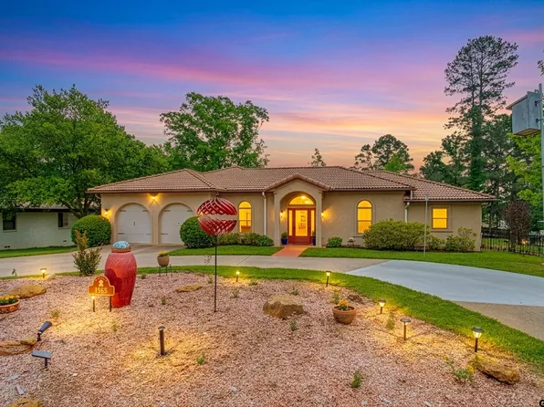 1363 Bridle Path Ln, Hideaway, TX 75771