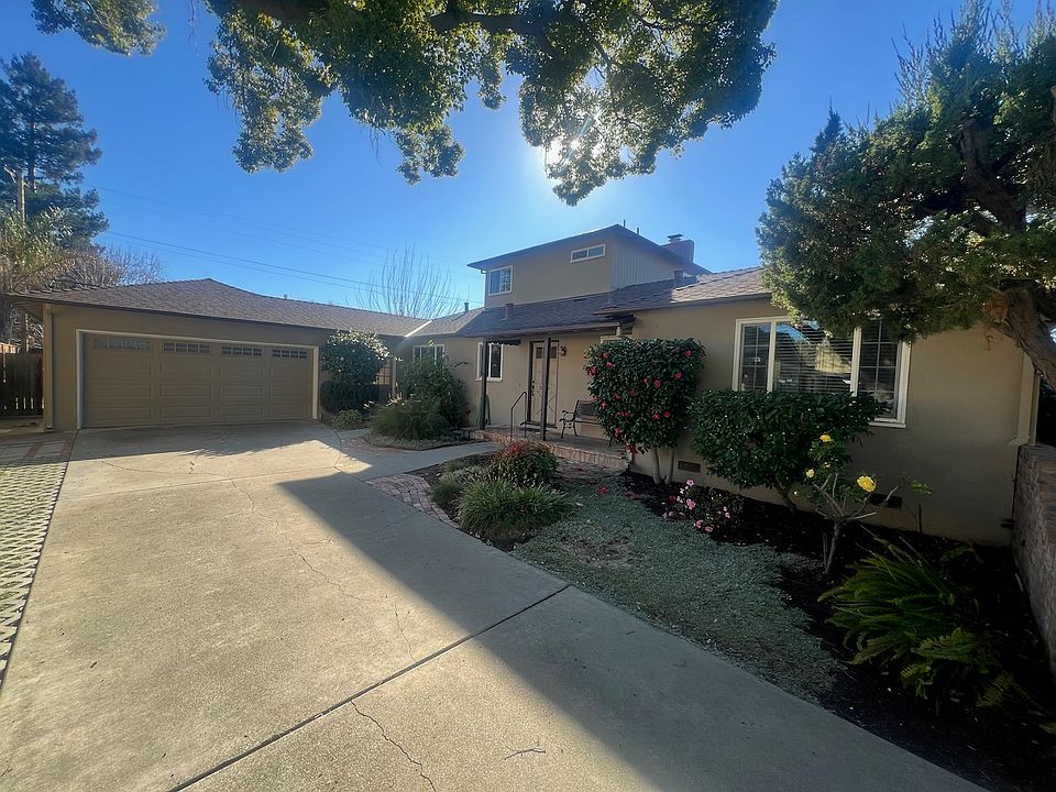 1st image of 1550 Larkspur Dr