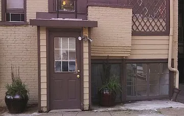 Private Entrance