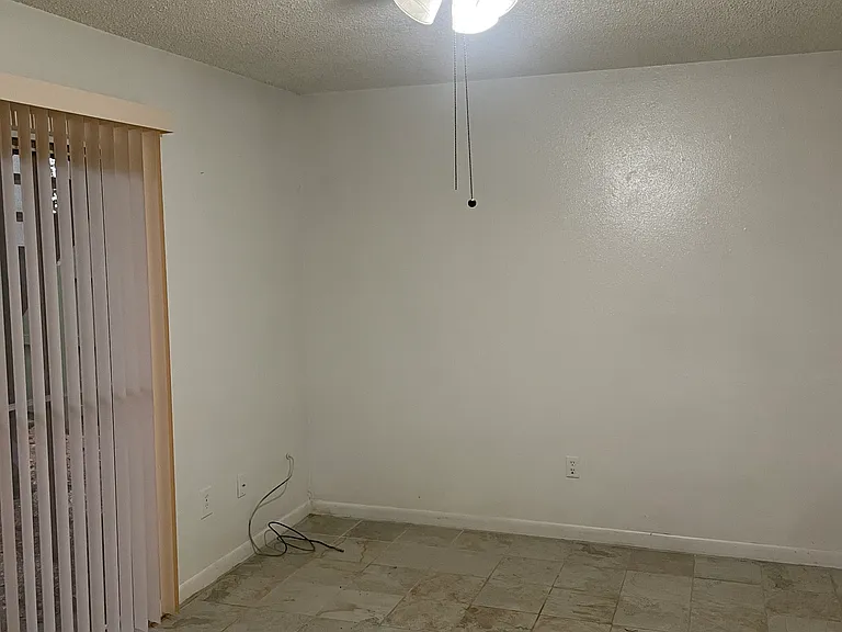 800 Fox Run Ave #4 — Photo 19