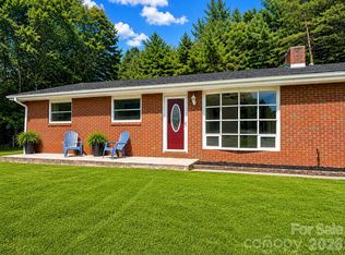 651 Case Cove Rd, Candler, NC 28715