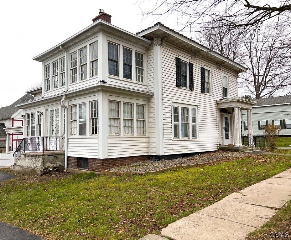 413 Main St, Phoenix, NY 13135 Zillow
