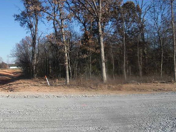 5th image of N Mt Pleasant Rd