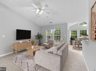 25910 Ridge Manor Dr #1000-L, Damascus, MD 20872