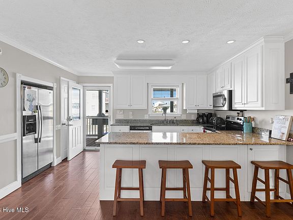 4th image of 105 Starfish Drive