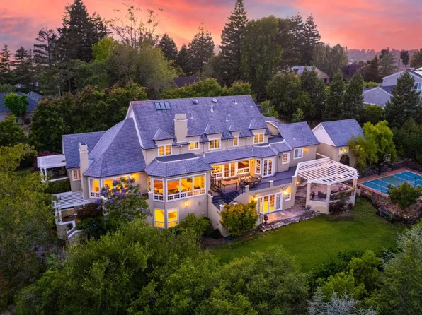 1215 Tournament Dr, Hillsborough, CA 94010