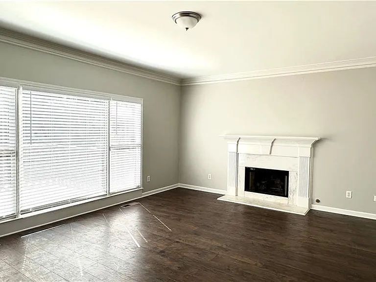 2020 Bentwood Ct — Photo 11