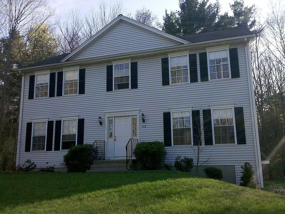 Front (facing east)