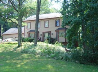 2856 Creekwood Dr, Snellville, GA