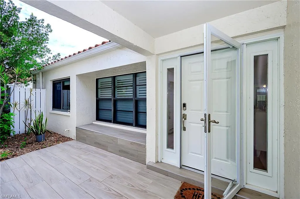 2 bed, 2.0 bath, 1343 sqft, $8,000 — Photo 4