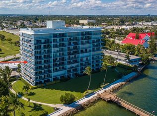 3040 Lakeshore Dr #505, West Palm Beach, FL 33404