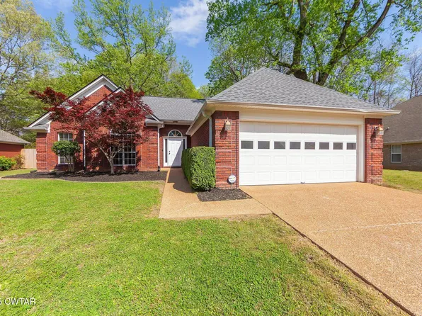 102 Winding Creek Dr, Jackson, TN 38305