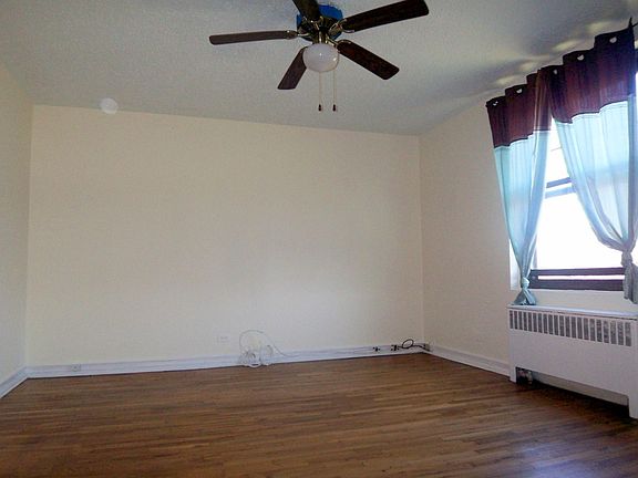 Large 13 ' x 14' Bedroom